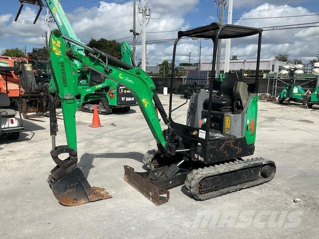 Bobcat E20 履带挖掘机