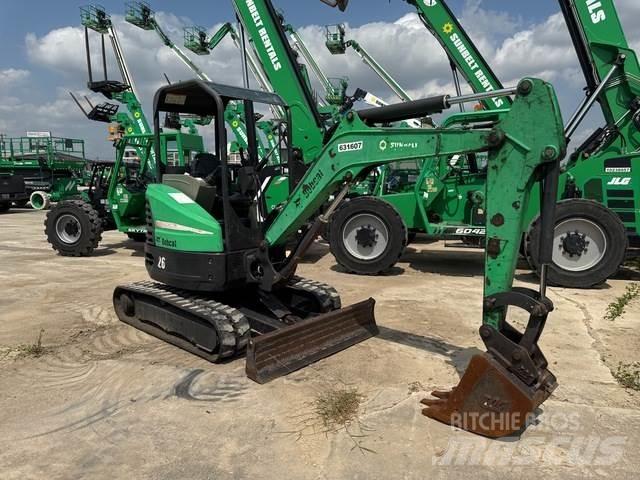 Bobcat E26 履带挖掘机