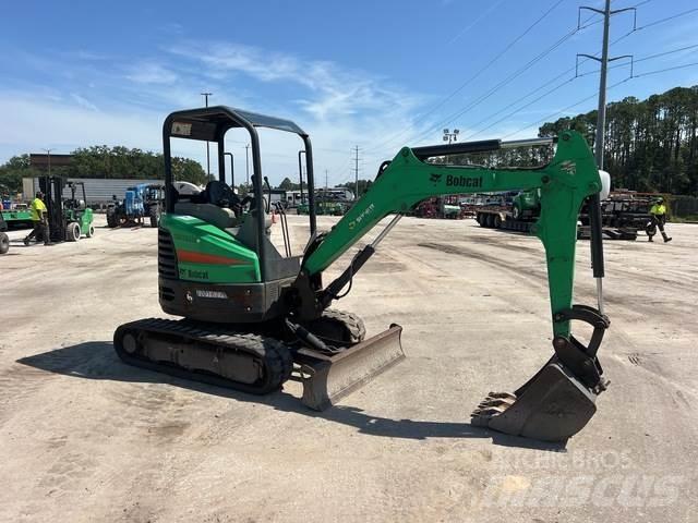 Bobcat E26 履带挖掘机