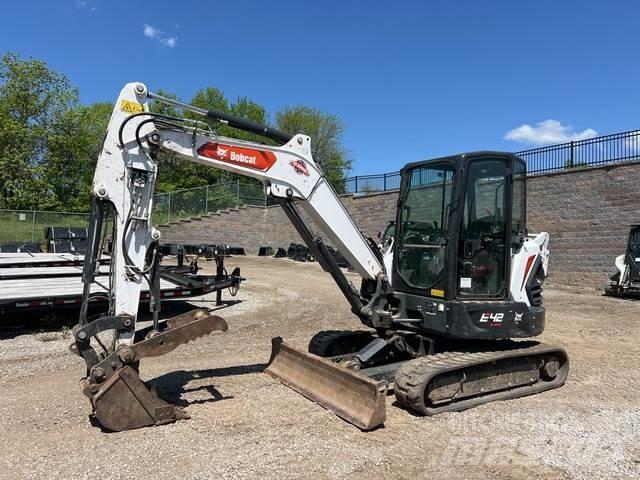 Bobcat E42 履带挖掘机