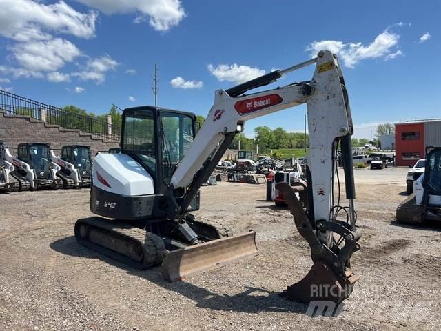 Bobcat E42 履带挖掘机
