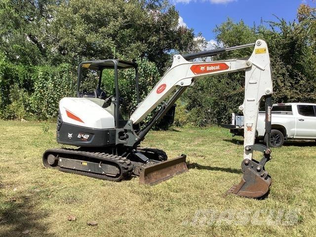 Bobcat E42 履带挖掘机