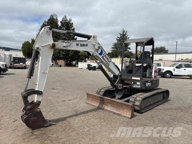 Bobcat E45 履带挖掘机