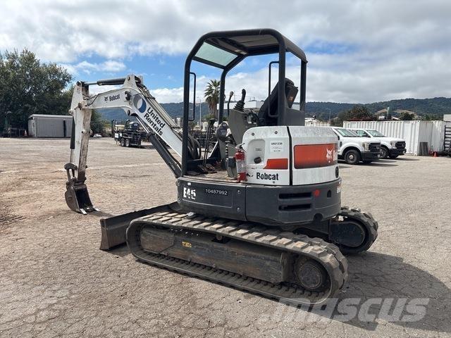 Bobcat E45 履带挖掘机