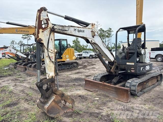 Bobcat E50 履带挖掘机