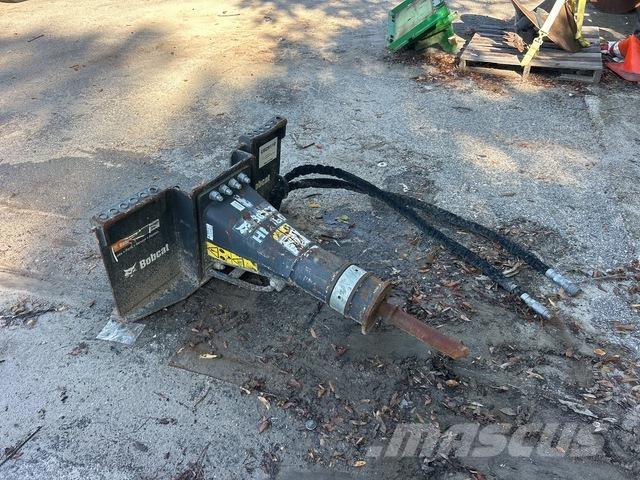Bobcat HB680 破碎锤