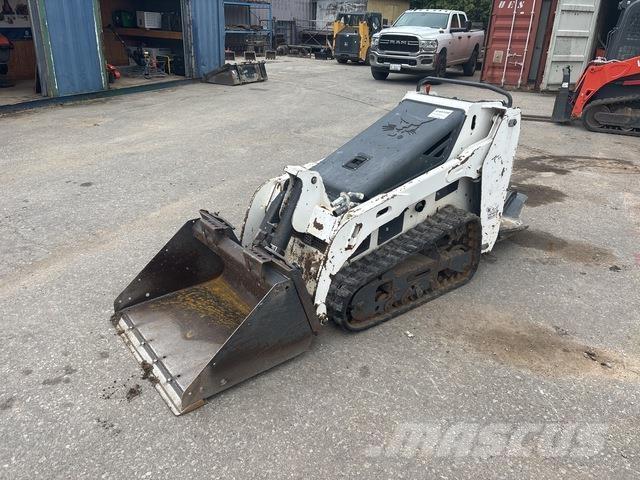 Bobcat MT55 滑移装载机