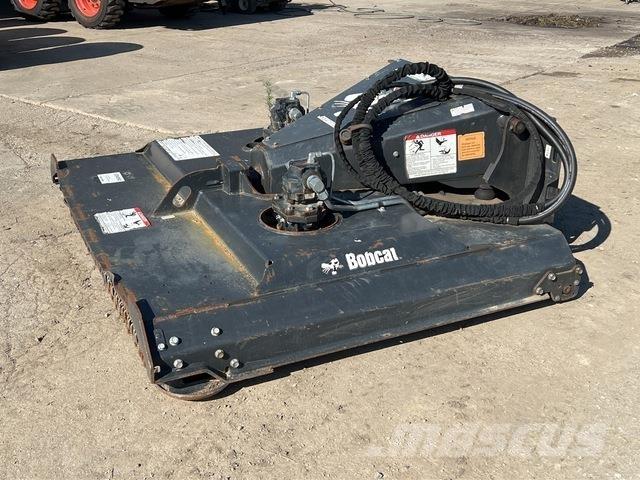 Bobcat RC66 骑乘式割草机