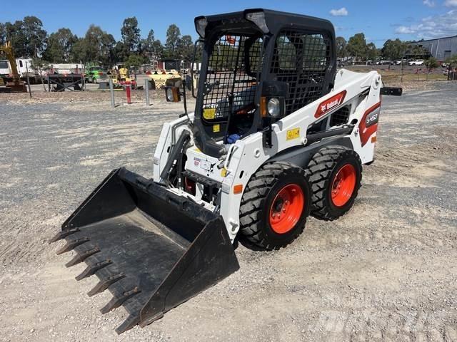 Bobcat S450 滑移装载机