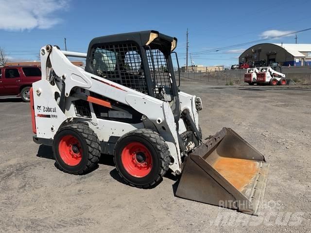 Bobcat S530 滑移装载机