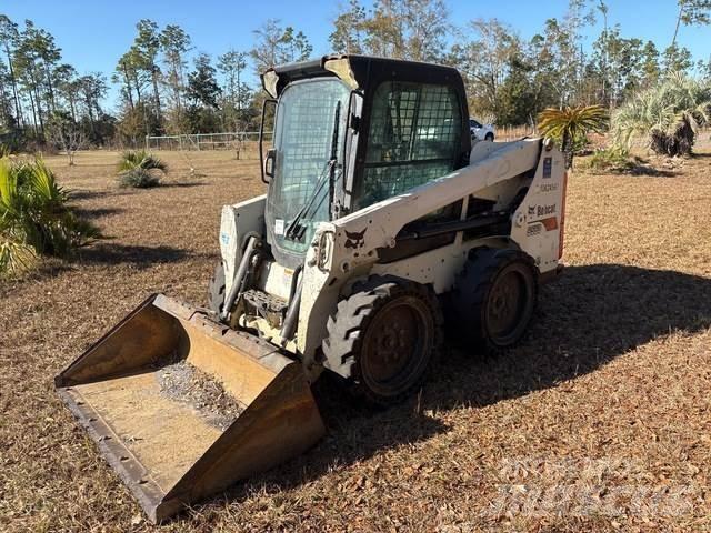 Bobcat S550 滑移装载机