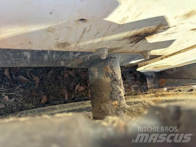Bobcat S550 滑移装载机