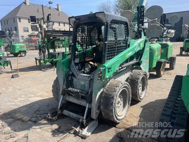 Bobcat S550 滑移装载机