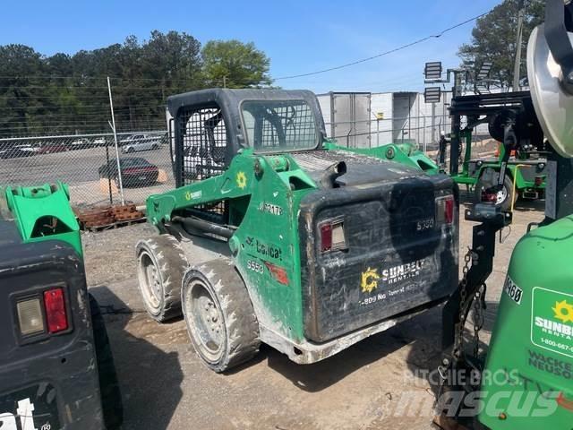 Bobcat S550 滑移装载机