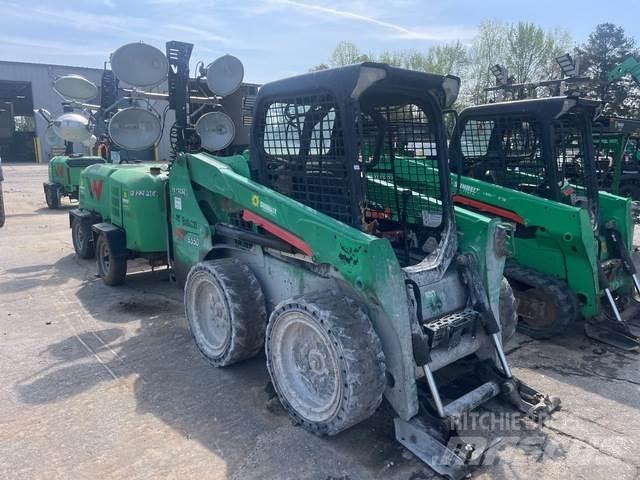 Bobcat S550 滑移装载机
