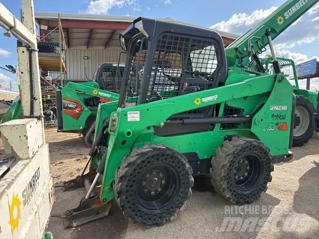 Bobcat S550 滑移装载机