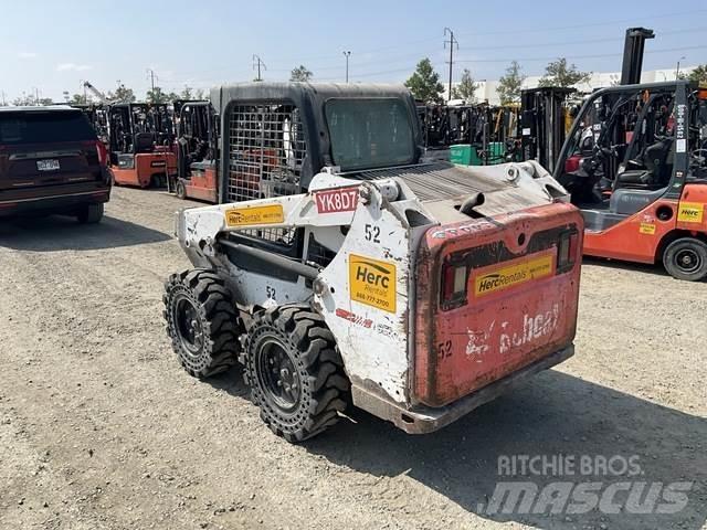 Bobcat S550 滑移装载机