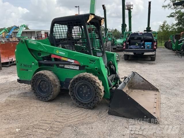 Bobcat S550 滑移装载机