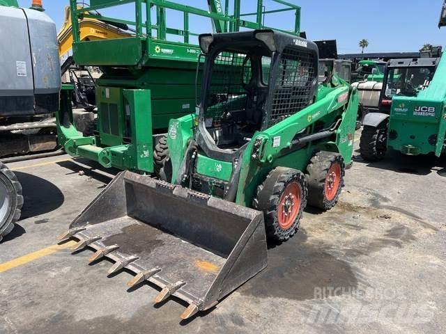 Bobcat S550 滑移装载机