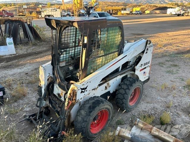 Bobcat S550 滑移装载机