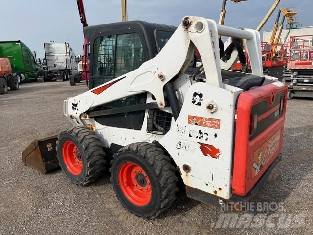 Bobcat S570 滑移装载机