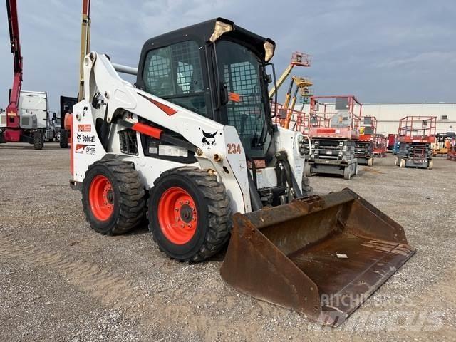 Bobcat S570 滑移装载机