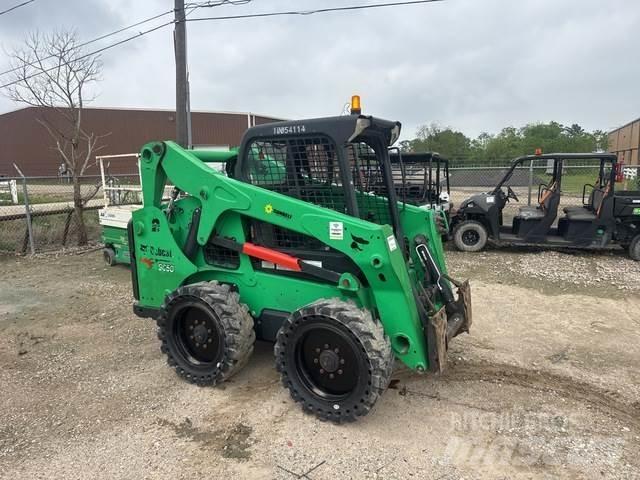 Bobcat S650 滑移装载机