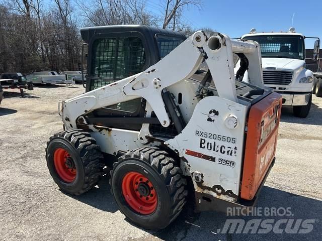 Bobcat S650 滑移装载机