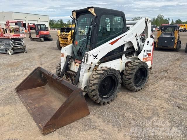 Bobcat S650 滑移装载机
