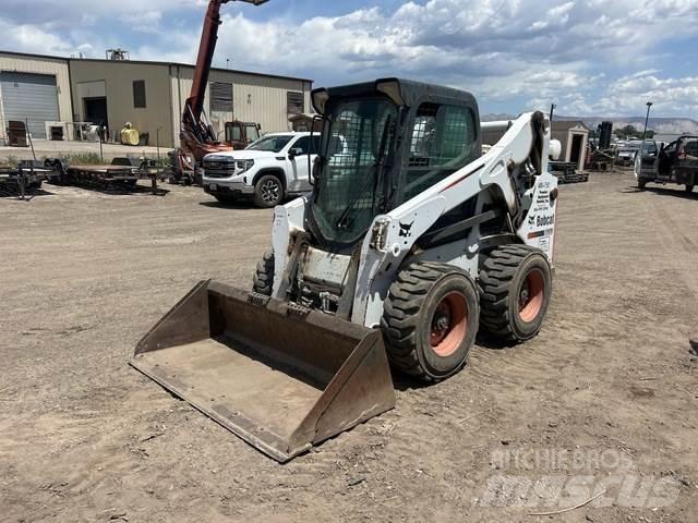 Bobcat S650 滑移装载机