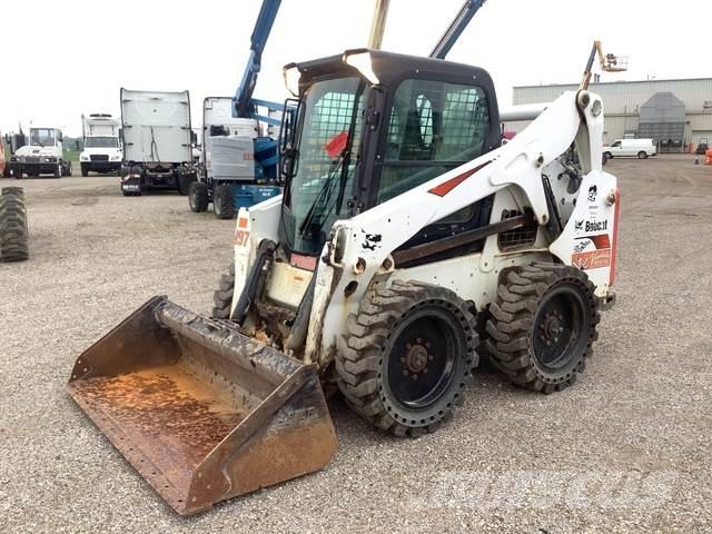 Bobcat S650 滑移装载机