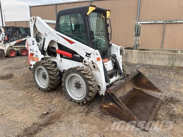 Bobcat S650 滑移装载机