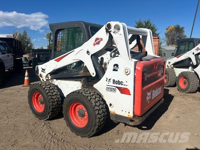 Bobcat S650 滑移装载机