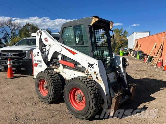 Bobcat S650 滑移装载机