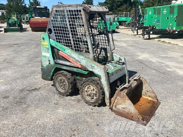 Bobcat S70 滑移装载机