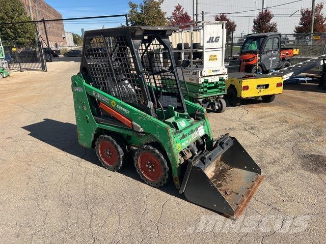 Bobcat S70 滑移装载机