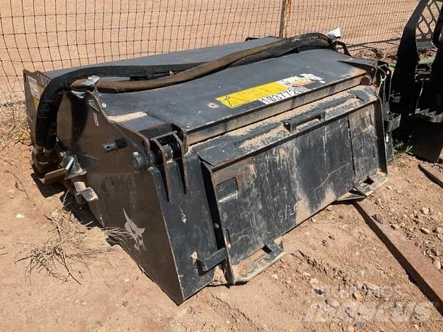 Bobcat SWB60 扫地机