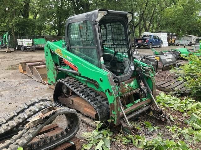 Bobcat T450 滑移装载机