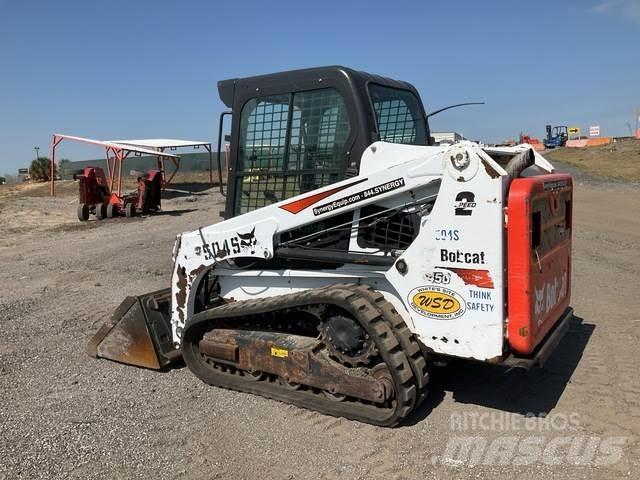 Bobcat T450 滑移装载机