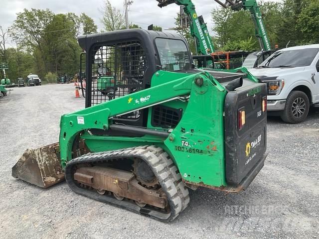 Bobcat T450 滑移装载机