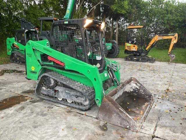 Bobcat T450 滑移装载机