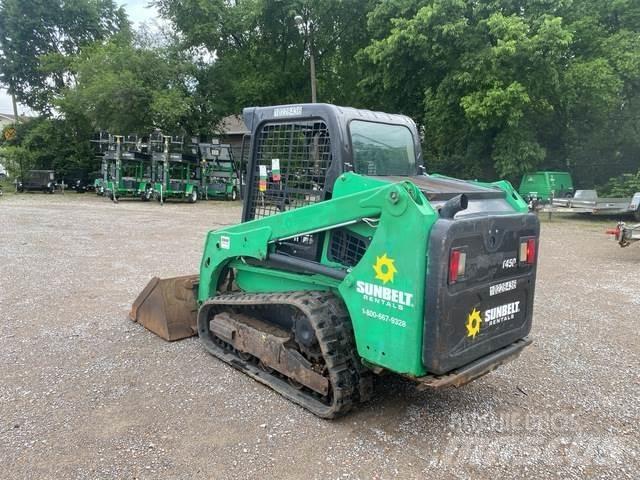 Bobcat T450 滑移装载机