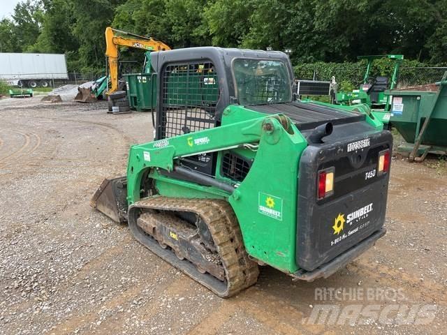 Bobcat T450 滑移装载机