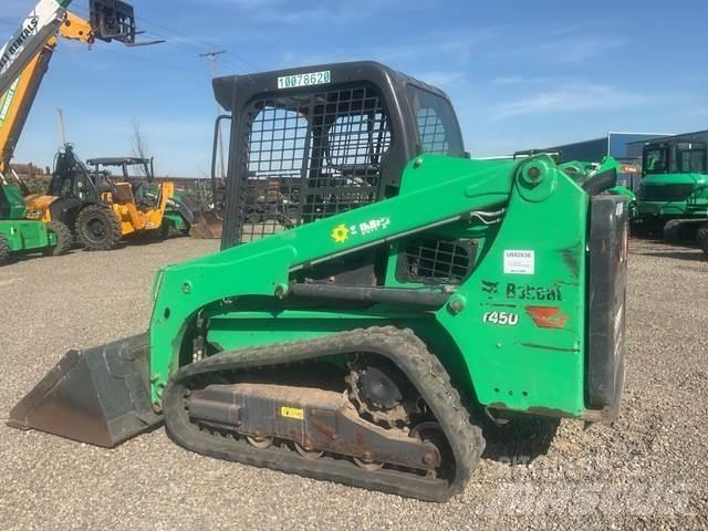 Bobcat T450 滑移装载机