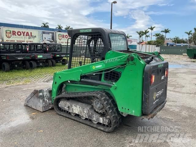 Bobcat T450 滑移装载机