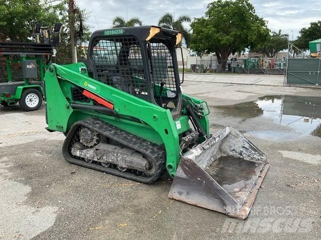 Bobcat T450 滑移装载机