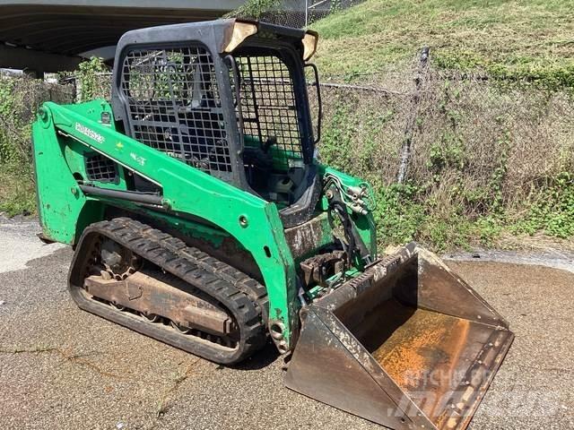 Bobcat T450 滑移装载机