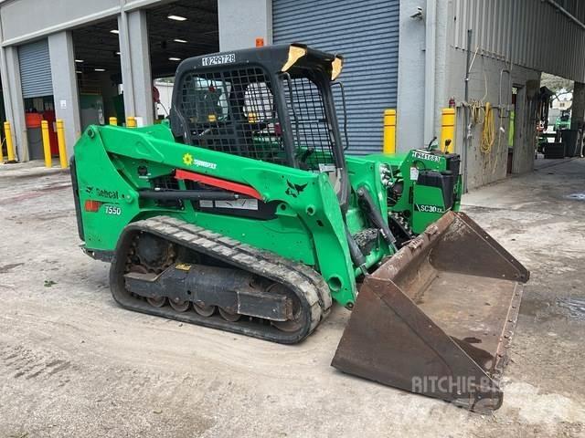 Bobcat T550 滑移装载机
