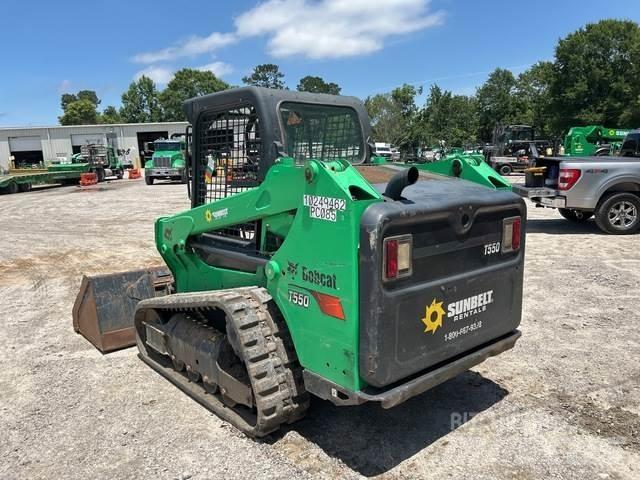 Bobcat T550 滑移装载机