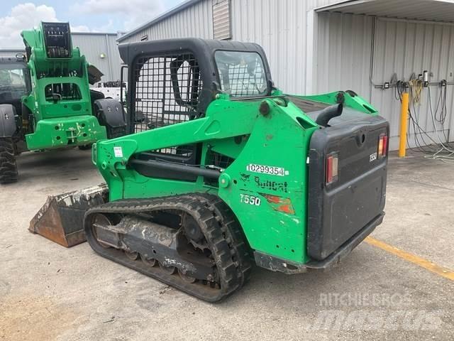 Bobcat T550 滑移装载机